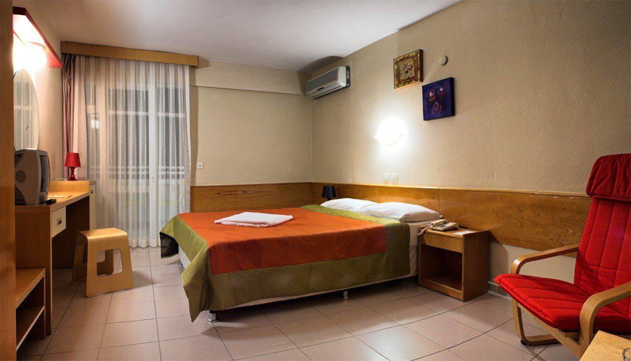 Hotel Golden Gate Kusadası Exteriör bild