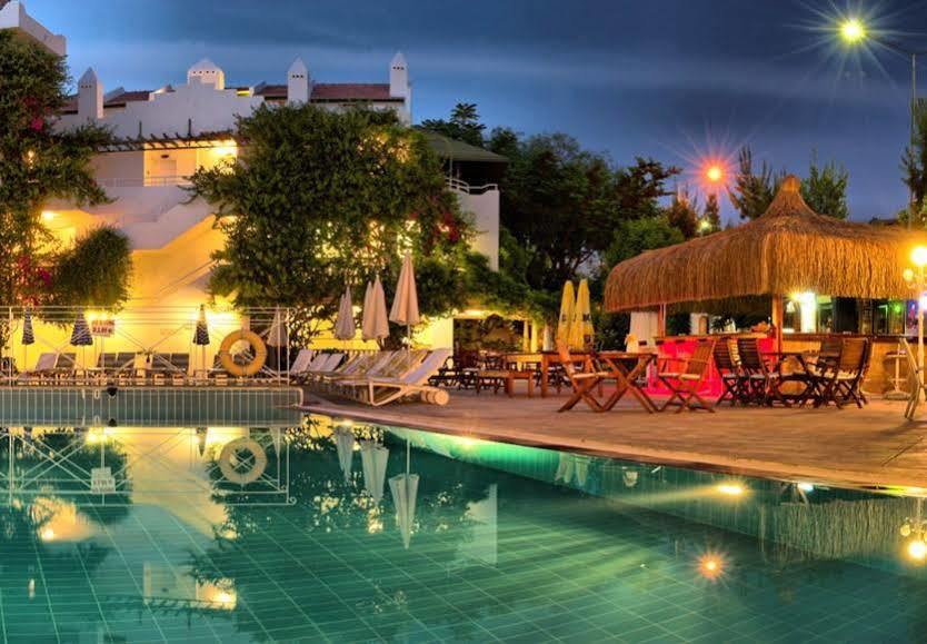 Hotel Golden Gate Kusadası Exteriör bild