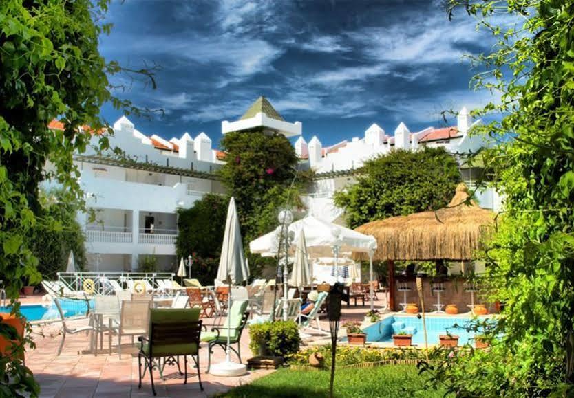 Hotel Golden Gate Kusadası Exteriör bild