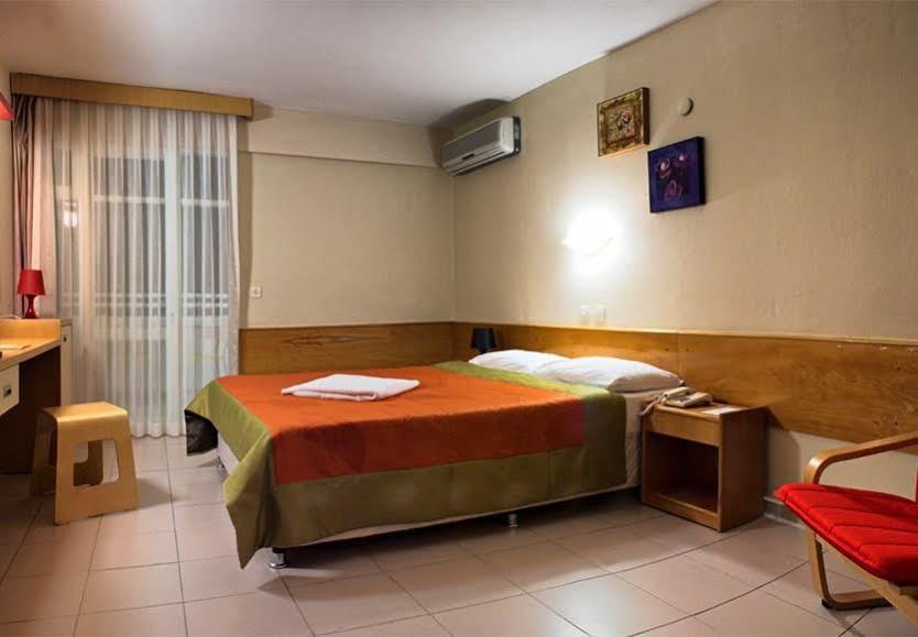 Hotel Golden Gate Kusadası Exteriör bild