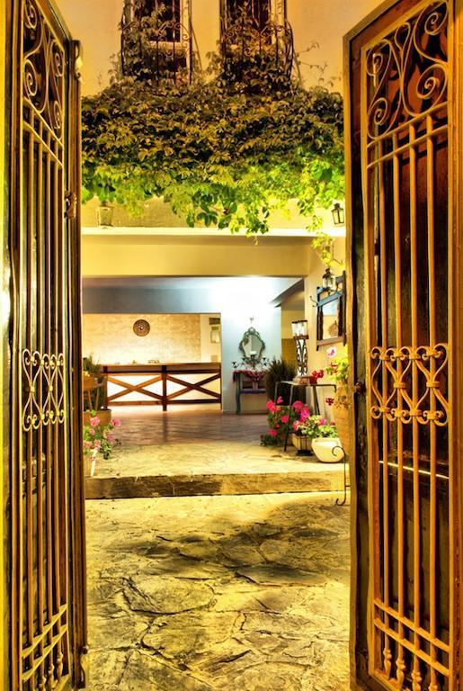 Hotel Golden Gate Kusadası Exteriör bild