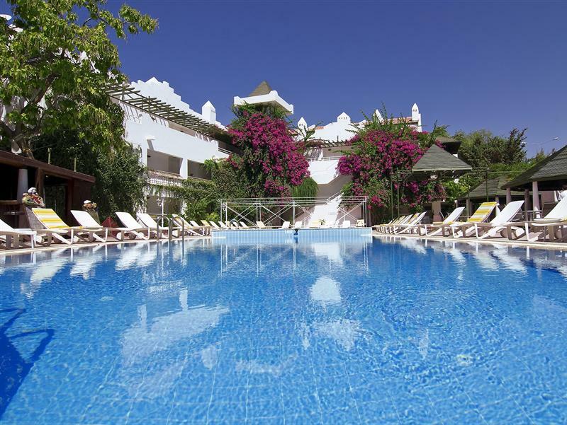 Hotel Golden Gate Kusadası Exteriör bild