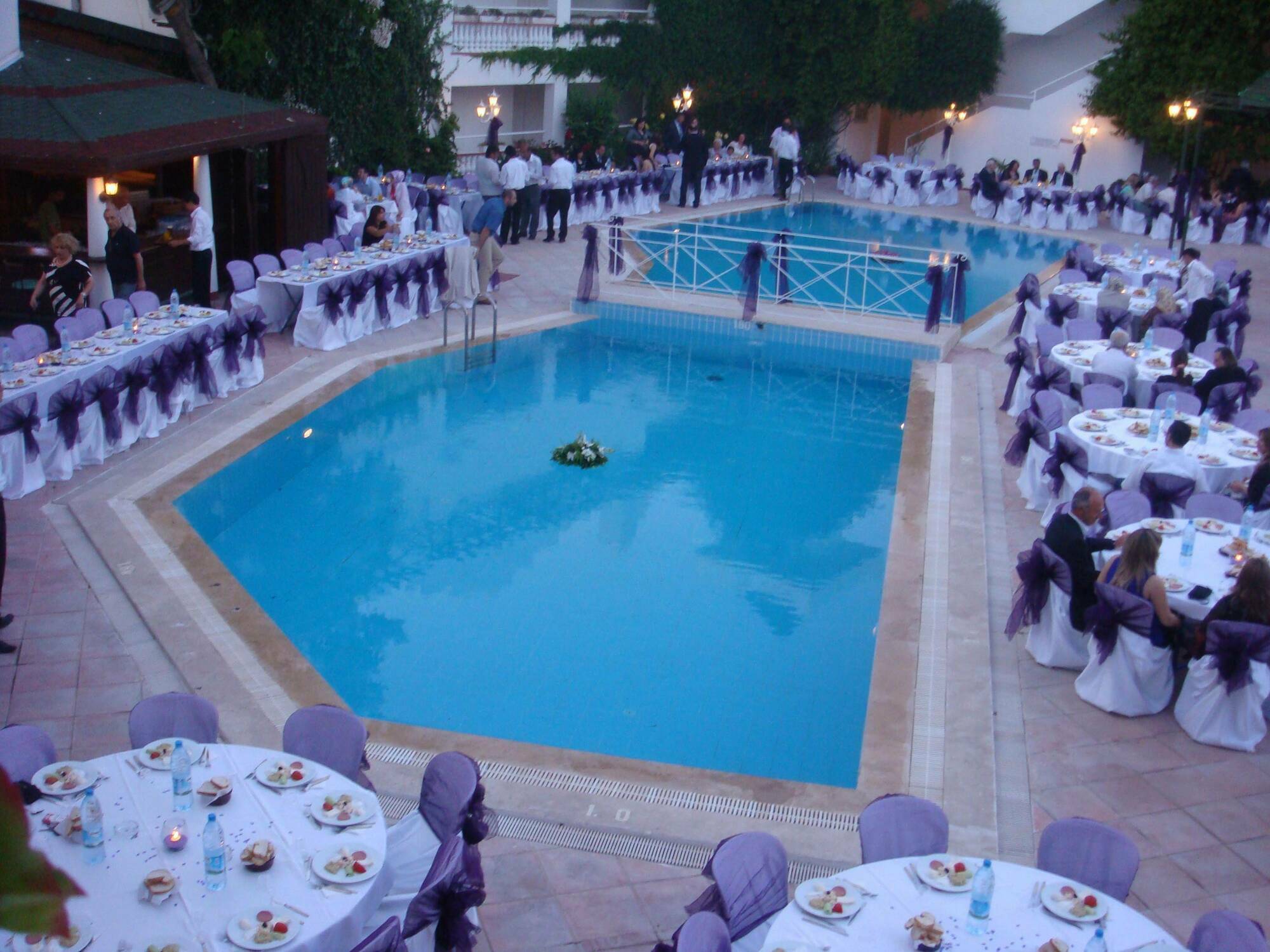 Hotel Golden Gate Kusadası Exteriör bild